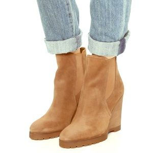 Michael Michael kors wedge boot 6.5